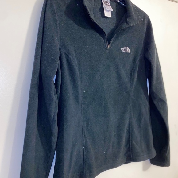 The north face size medium fleece excellent condition - Picture 1 of 6